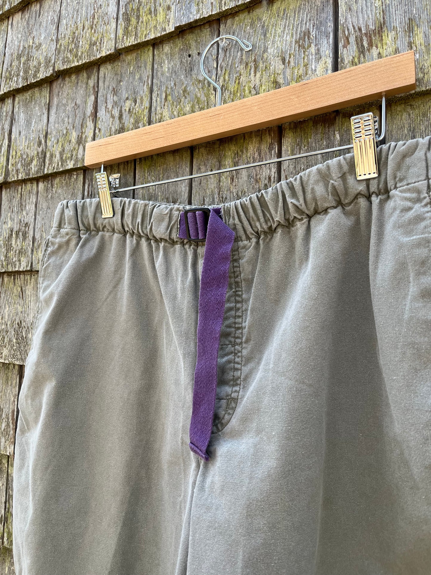 90s Smith & Hawken Pigment Dyed Cotton Strap Shorts (36"/8.5")
