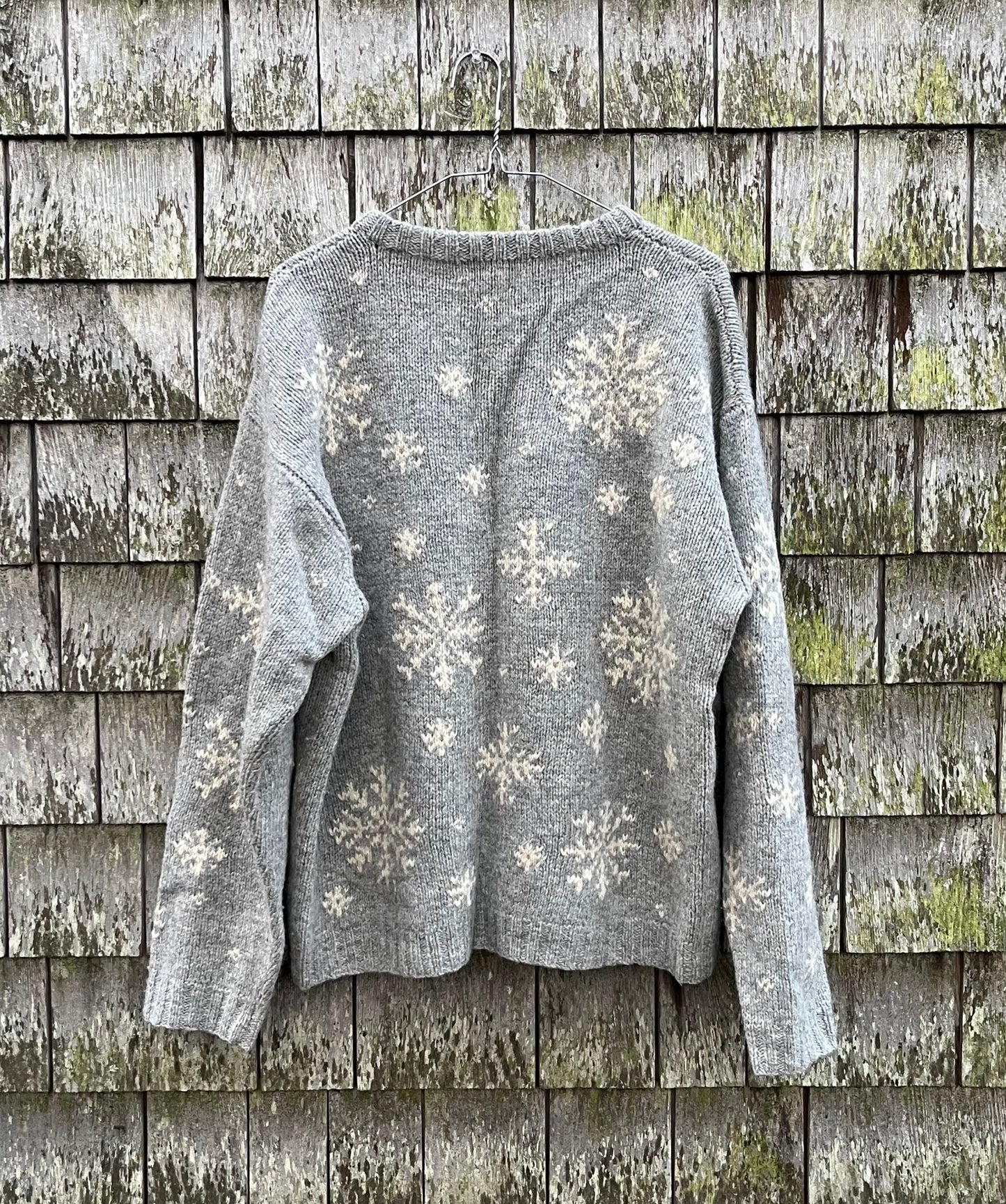 00s J.Crew Handknit Wool Snowflakes Sweater (XL)