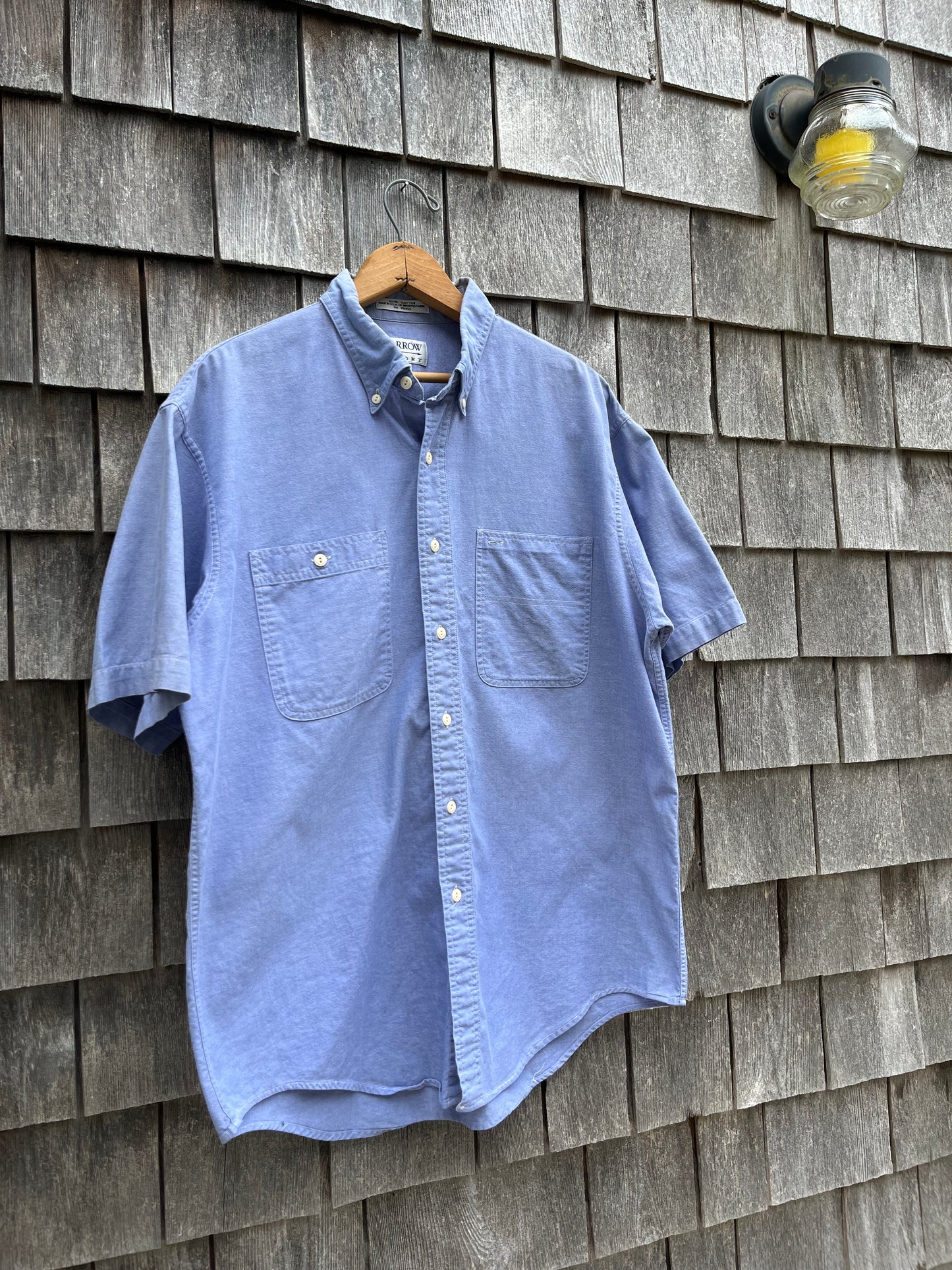 90s Arrow Sport Short Sleeve Cotton Chambray Button Down Shirt (L)