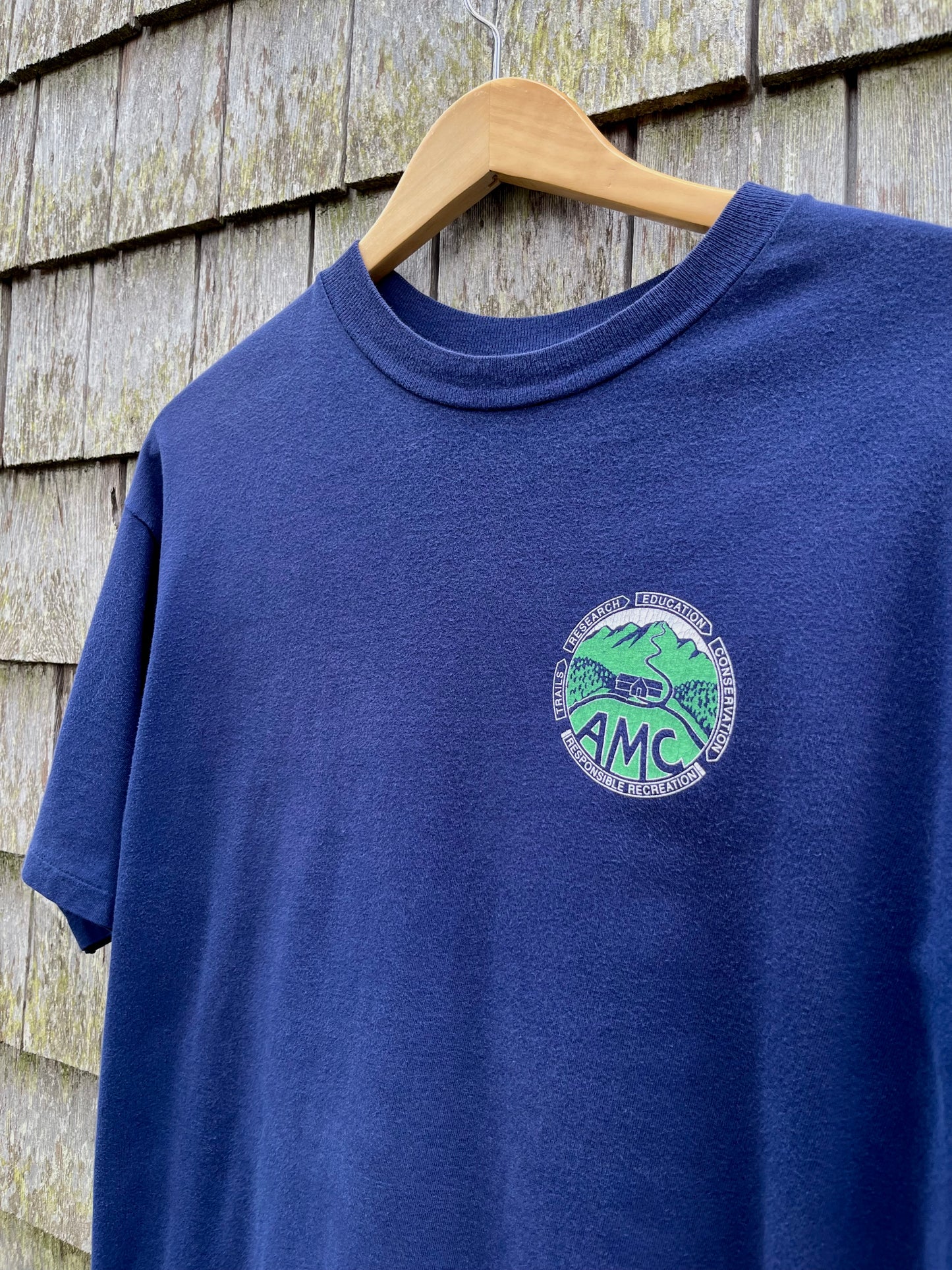 90s Appalachian Mountain Club Madison Spring Hut T-Shirt (L/XL)